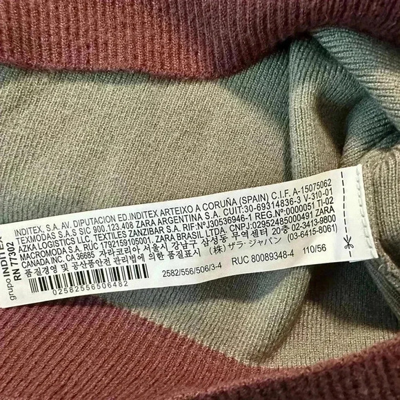 49. Zara Contrasting Knit Sweater size 3-4 years - Picture 5 of 5